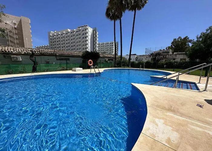 La Carihuela A 2 Minutos De La Playa *